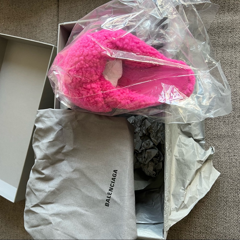 Balenciaga Drapy Faux Shearling Sandals - Picture 8 of 12